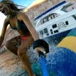 Blob Jump: Entdeckt hier das Riesenkatapult auf dem Wasser