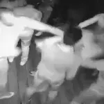 Russischer Ex-Polizist schlägt 5 Jugendliche in Disco K. o.