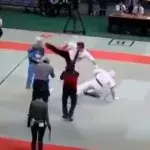 Genervter Karate-Kampfrichter schlägt zwei Kämpfer K. o.!