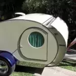 Dieser Mini-Wohnwagen kann sich total verwandeln
