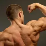 Schultertraining und Trizepstraining: Die perfekten breite Liegestütze für ein breites Kreuz