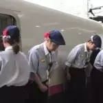 Die unglaubliche Express-Reinigung von japanischen Zügen