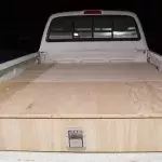 Dieser Mann hat seinen Lieferwagen für eine Reise umgebaut