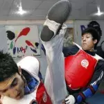 Extremes Training von Taekwondo-Meistern