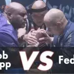 Armdrückwettkampf: Fedor Emelianenko, Bob Sapp, Le Banner und andere beim Armdrücken