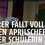 Diese Schülerin spielt ihrem Lehrer einen gelungenen Aprilscherz
