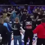 Ein MMA-Kampf endet in einer allgemeinen Schlägerei