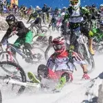 Ein atemberaubender Downhill-Trail durch die Gletscher der Alpen