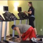 Versteckte Kamera in einem Fitnessstudio