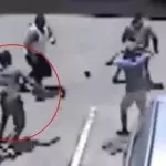Ein ehemaliger MMA-Champion rettet an einer Tankstelle einen Mann und schaltet drei Räuber aus