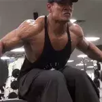 Bodybuilding: Das Schultern- und Trizepstraining von Charles Fuller