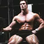 Bodybuilding: Entdecken Sie Calum von Moger, der zukünftige Arnold Schwarzenegger