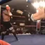 Kickboxen: Er schlägt sich selbst KO!