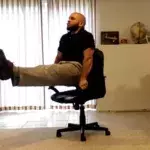 Krafttraining mit einem Bürostuhl