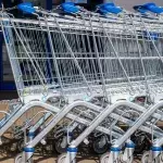 Tesco: Piktogramme auf Einkaufswagen sorgen für Polemik