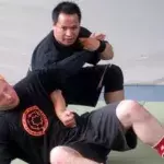 Entdeckt die verschiedenen Wurftechniken des Pencak Silat!