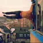 Krafttraining: Dieser Russe geht ein hohes Risiko bei seinem Street Workout ein