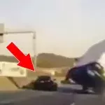 LKW kommt ins Schleudern: Autofahrer im Glück