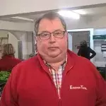 Derbe Parolen nach Ausländerstopp: Tafel-Leiter meldet sich zu Wort