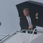 Donald Trump und sein großer Regenschirm empören viele US-Amerikaner