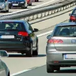 Rechts überholen? Neue Regel empört viele Autofahrer
