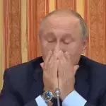 So reagiert Wladimir Putin auf einen Ausrutscher seines Ministers