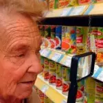 Fast blinde Rentnerin erhält Hausverbot bei Edeka