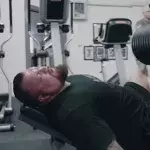 Eddie Hall fällt in Ohnmacht 