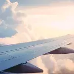 Aus diesem Grund solltet ihr im Flugzeug immer Sonnencreme benutzen