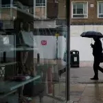 Covid-19: Britischer Professor glaubt, Lockdowns könnten jahrelang weitergehen
