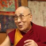 Dalai Lama rät zur Impfung