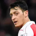 Krebs-Nachricht erschüttert Mesut Özil