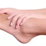 Hallux valgus (Ballenzeh): Schmerzen, Erfahrungen, Behandlung und Korrektur: OP, Schiene oder Schuhe, was tun?