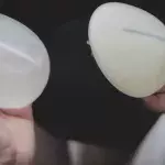 So erkennt man(n) falsche Brüste