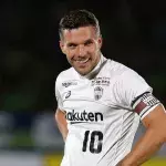 Lukas Podolskis zweites Standbein ist die Gastronomie