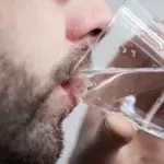 20 Liter Wasser am Tag sind viel zu viel
