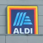 Aus Liebe zum Discounter: Paar heiratet in Aldi-Filiale (Fotos)