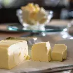 Bescheidener Lottogewinner kauft sich als Erstes eine Butter
