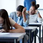 Biologie mal anders: Schülerin bringt während Abiprüfung Kind zur Welt