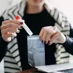 Coronavirus-Kit zur Selbstinfektion