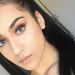 Influencerin erträgt es nicht zu duschen, die Folgen sind schlimm