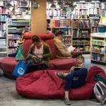 Dillon Helbigs Buch ist in der örtlichen Bibliothek ein echter Hit
