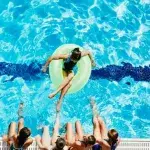 Covid-19: Läuft man beim Schwimmen Gefahr, sich anzustecken?