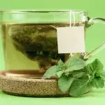 Darum ist Honig im grünen Tee so gesund