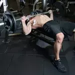 Mit diesen Tipps führt ihr Bankdrücken noch effektiver aus!