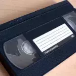 Werft eure alten VHS-Kassetten nicht weg, es sind wahre Schätze!