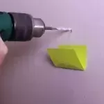 Tipps und Tricks - Episode 1: Wie bohrt man ein Loch in eine Wand, ohne Dreck zu hinterlassen?