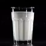 Experten raten: Hier solltest du deine Milch besser nicht aufbewahren