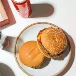 Fan schockiert: Diese Zutat befindet sich in der Süßsauer-Sauce von McDonald's 