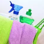 Gewusst? Klarspüler ist ein echtes Wundermittel im Haushalt